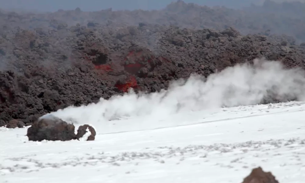Experience the extremes of Etna: snow and lava (from a safe distance!)